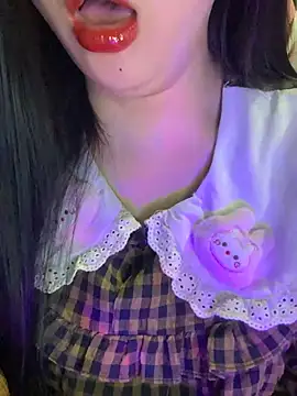 Linhtruong  online show from 02-24-26, 04:21