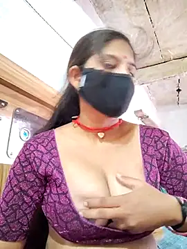 Daisygirl9 online show from 05-08-26, 10:31