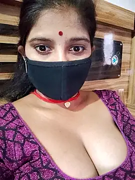 Daisygirl9 online show from 05-18-26, 12:55