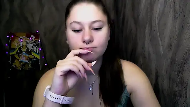 Linda S  online show from 12-15-25, 01:15