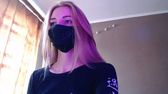 Snapshot of Iris_lave chatting on 09-19-25, 11:55 Iris lave online show from 09-19-25, 11:55