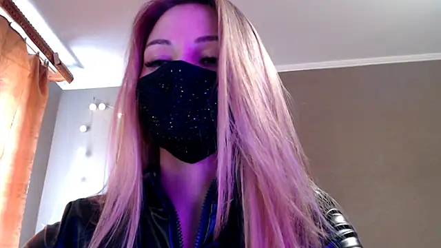 Iris lave online show from 03-13-26, 02:01