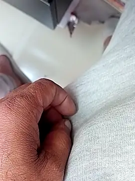 Snapshot of hackyourpussy@xh chatting on 01-19-26, 03:43 hackyourpussyxh online show from 01-19-26, 03:43