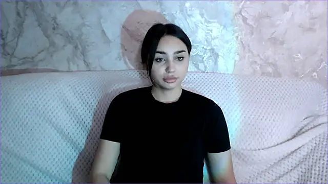 ChocolateKity online show from 04-14-26, 04:07