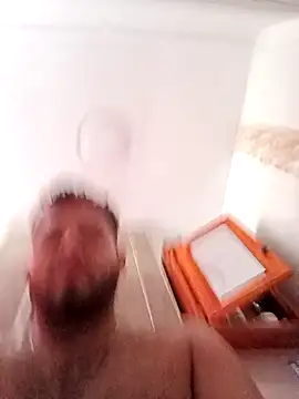 Snapshot of Frank0021 chatting on 10-03-25, 12:24 Frank0021 online show from 10-03-25, 12:24