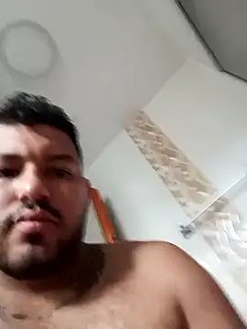 Snapshot of Frank0021 chatting on 10-18-25, 12:06 Frank0021 online show from 10-18-25, 12:06