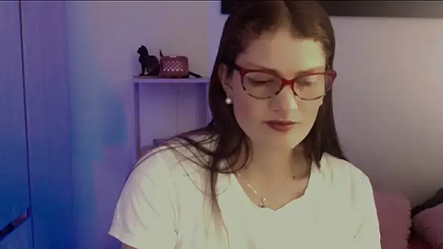 Snapshot of Camila-ventura chatting on 05-31-26, 12:34 Camila-ventura online show from 05-31-26, 12:34