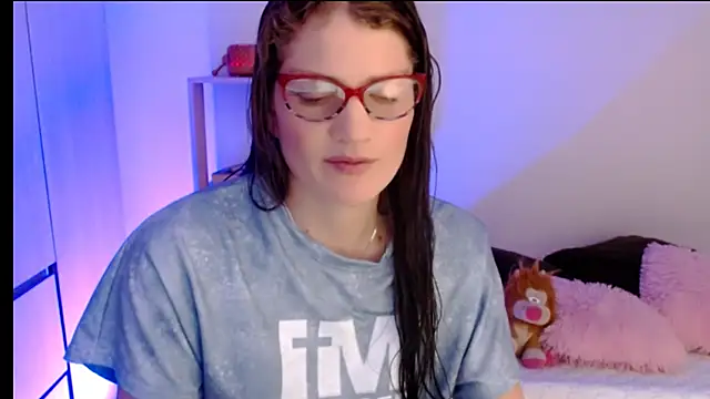 Snapshot of Camila-ventura chatting on 06-06-26, 12:54 Camila-ventura online show from 06-06-26, 12:54