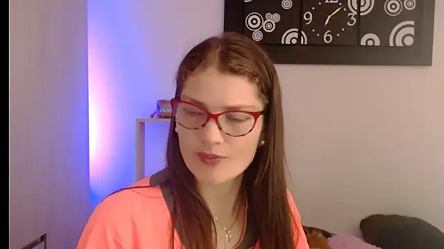 Snapshot of Camila-ventura chatting on 06-07-26, 12:09 Camila-ventura online show from 06-07-26, 12:09