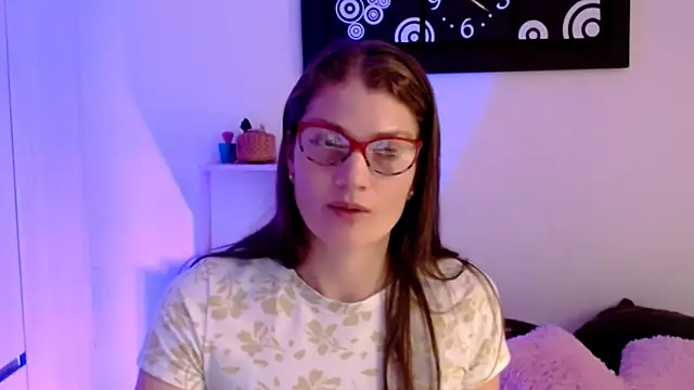 Snapshot of Camila-ventura chatting on 07-18-26, 11:25 Camila-ventura online show from 07-18-26, 11:25