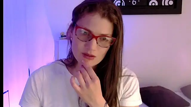 Snapshot of Camila-ventura chatting on 07-29-26, 01:20 Camila-ventura online show from 07-29-26, 01:20