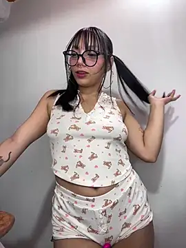 Maddy w online show from 06-18-26, 03:51