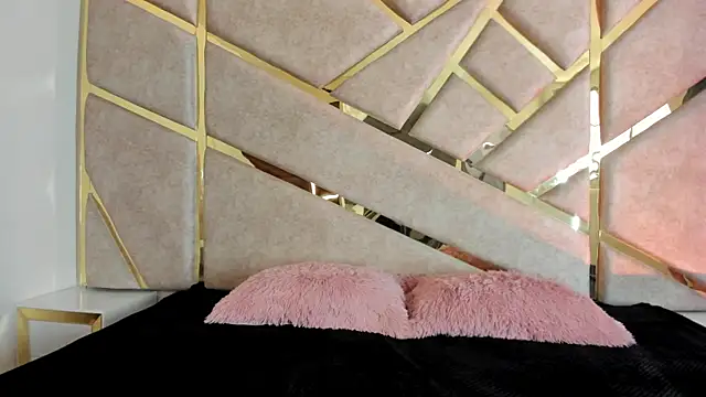 Zafiro claire online show from 10-04-25, 05:55