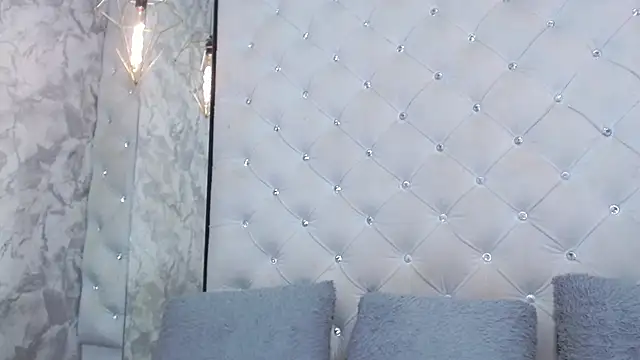 Snapshot of NataliePetite3x chatting on 11-26-25, 11:55 NataliePetite3x online show from 11-26-25, 11:55