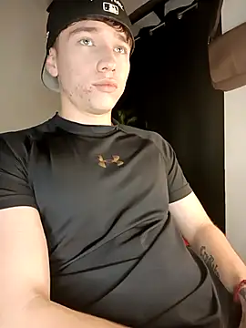 Logan sixxer online show from 09-21-25, 10:55