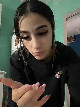 Snapshot of Babylovetiernax chatting on 11-29-25, 03:48 Babylovetiernax online show from 11-29-25, 03:48