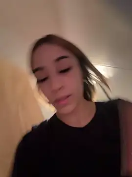 Snapshot of Babylovetiernax chatting on 03-04-26, 03:51 Babylovetiernax online show from 03-04-26, 03:51