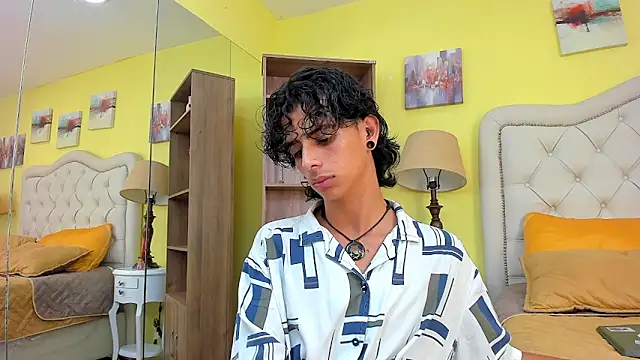 Ibratxandy online show from 10-15-25, 09:15