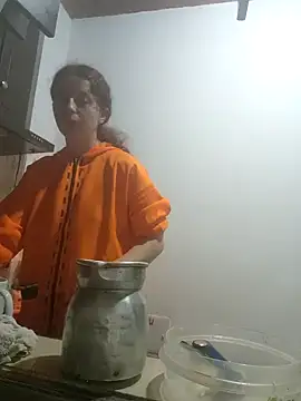 Sharon Black online show from 11-12-25, 01:50