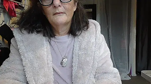 Mistress-Ivy51 online show from 10-15-25, 07:19