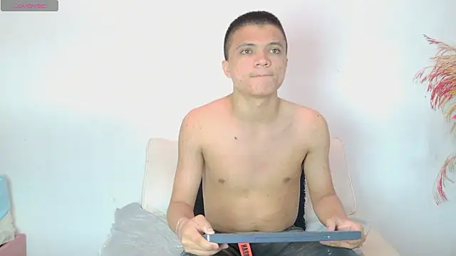 aly n sebas online show from 03-21-26, 03:44