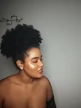 Snapshot of Maaaar_ chatting on 11-23-25, 11:15 Maaaar online show from 11-23-25, 11:15