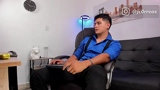  Juanes online show from 11-04-25, 08:30