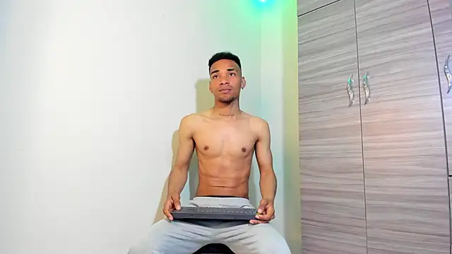 kenan 2601 online show from 11-18-25, 08:02