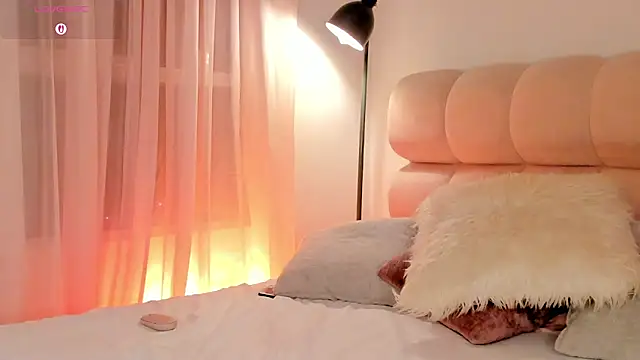 selene phmoon online show from 06-08-26, 11:49