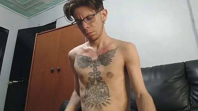 AlexandroRossi online show from 12-04-25, 05:06