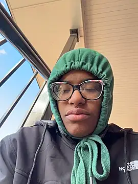 Tu GataLinda online show from 11-18-25, 02:21