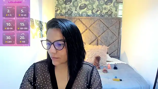 Megan Milf   online show from 09-23-25, 12:30