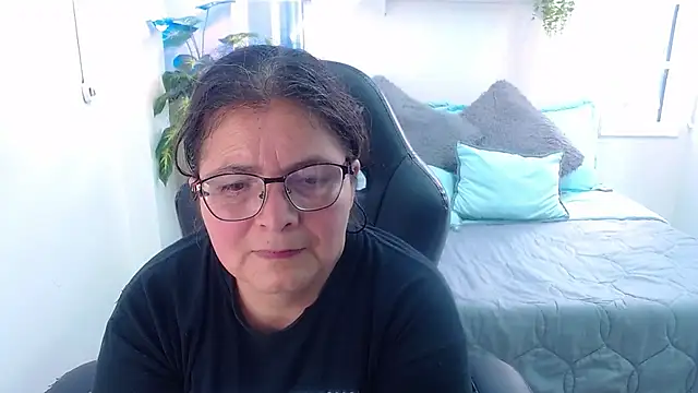 Snapshot of Linda_banks_ chatting on 09-16-25, 07:48 Linda banks online show from 09-16-25, 07:48