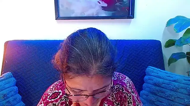 Snapshot of Linda_banks_ chatting on 10-02-25, 01:34 Linda banks online show from 10-02-25, 01:34