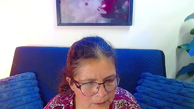 Linda banks  online show from 04-09-26, 02:22