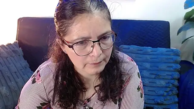 Linda banks  online show from 06-17-26, 01:52