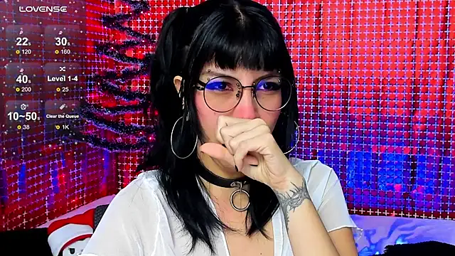 Snapshot of Rose_72 chatting on 12-05-25, 07:32 Rose 72 online show from 12-05-25, 07:32