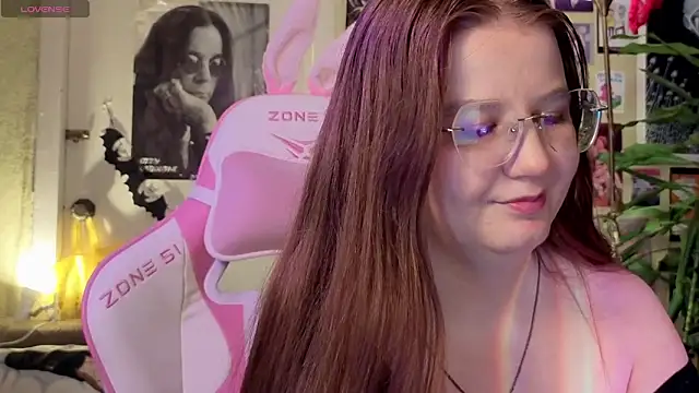 Sienna-Cow online show from 11-07-25, 01:33