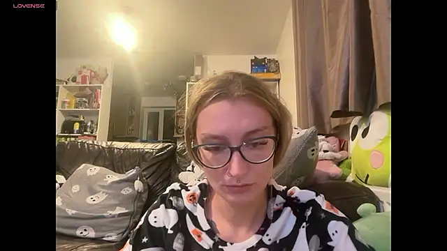 harleyblair online show from 10-30-25, 11:16