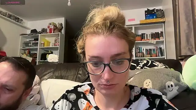 harleyblair online show from 12-18-25, 11:33