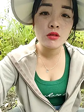 Snapshot of asian_2k chatting on 09-22-25, 02:35 asian 2k online show from 09-22-25, 02:35