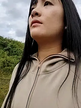 Snapshot of asian_2k chatting on 09-28-25, 01:00 asian 2k online show from 09-28-25, 01:00