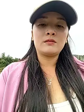 Snapshot of asian_2k chatting on 11-01-25, 01:40 asian 2k online show from 11-01-25, 01:40