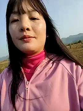 Snapshot of asian_2k chatting on 11-27-25, 12:46 asian 2k online show from 11-27-25, 12:46