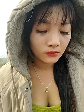 Snapshot of asian_2k chatting on 12-17-25, 01:11 asian 2k online show from 12-17-25, 01:11