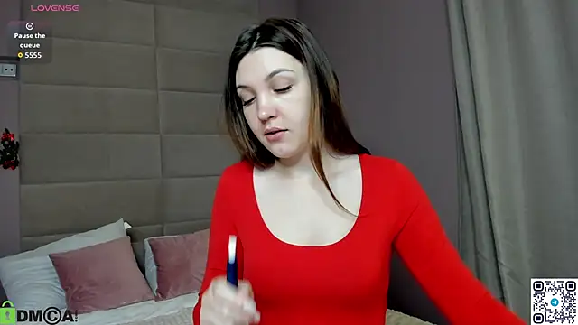 Snapshot of MalvinaDream chatting on 12-22-25, 12:51 MalvinaDream online show from 12-22-25, 12:51