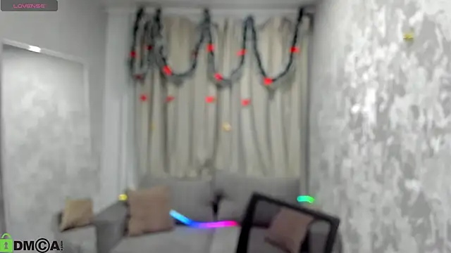 Snapshot of MalvinaDream chatting on 01-08-26, 01:41 MalvinaDream online show from 01-08-26, 01:41