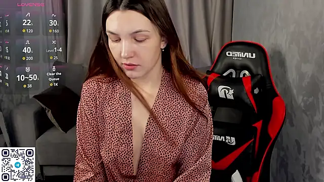 Snapshot of MalvinaDream chatting on 02-27-26, 01:27 MalvinaDream online show from 02-27-26, 01:27