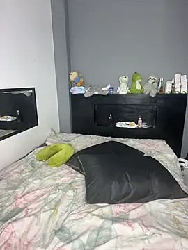 Kailertwink online show from 12-01-25, 05:34