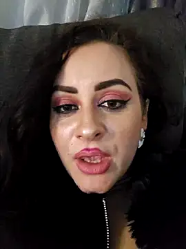 Snapshot of ShineBright88 chatting on 01-10-26, 05:20 ShineBright88 online show from 01-10-26, 05:20